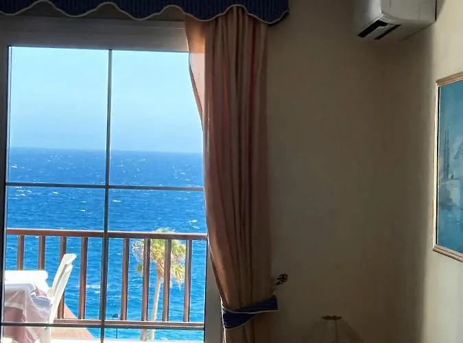 Rocas Del Mar * コスタ・デル・シレンチオ