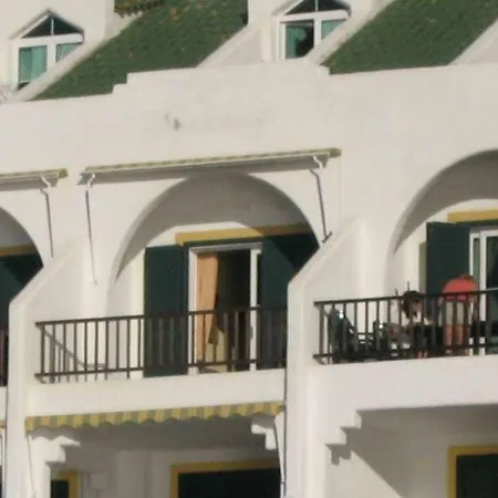 Rocas Del Mar Costa Del Silencio