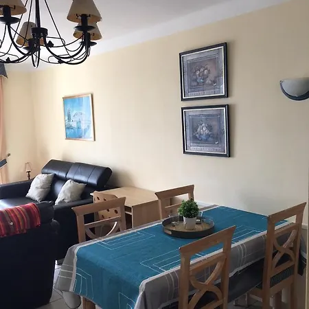 Rocas Del Mar Apartment *