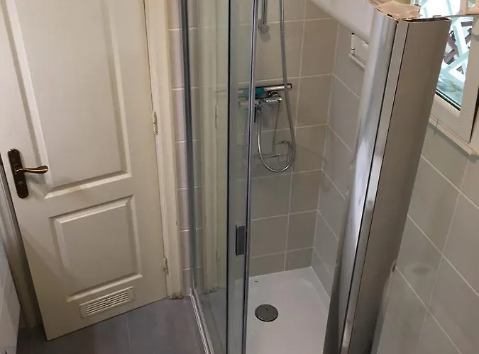 Rocas Del Mar Costa Del Silencio