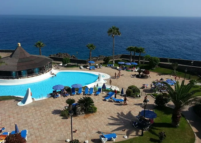 Rocas Del Mar Costa Del Silencio